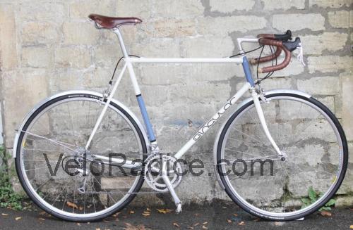 Singular Osprey scheda tecnica e recensioni